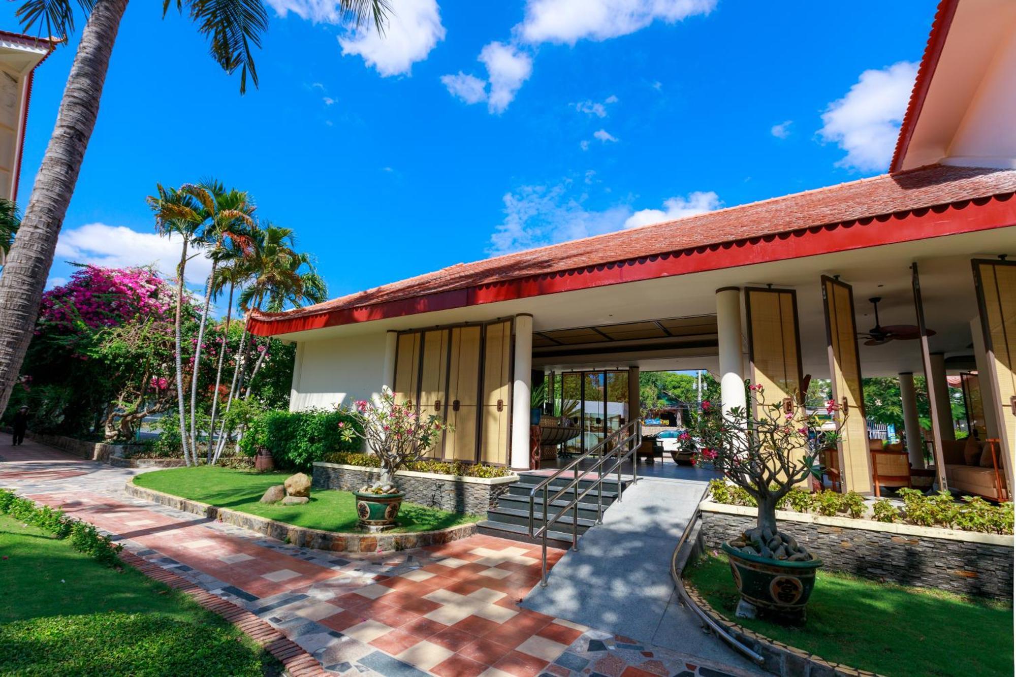 Le Aqua Resort & Spa Phan Thiet - Swiss Village Resort & Spa Mui Ne Exterior foto